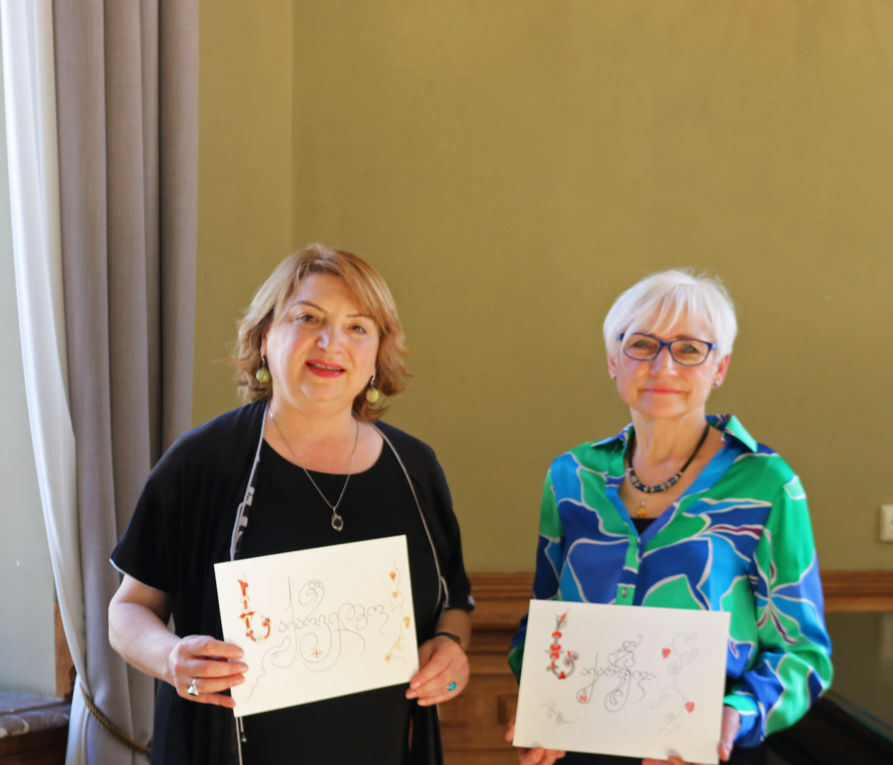 კალიგრაფიის მასტერკლასი საკვირაო სკოლის მოსწავლეებისათვის